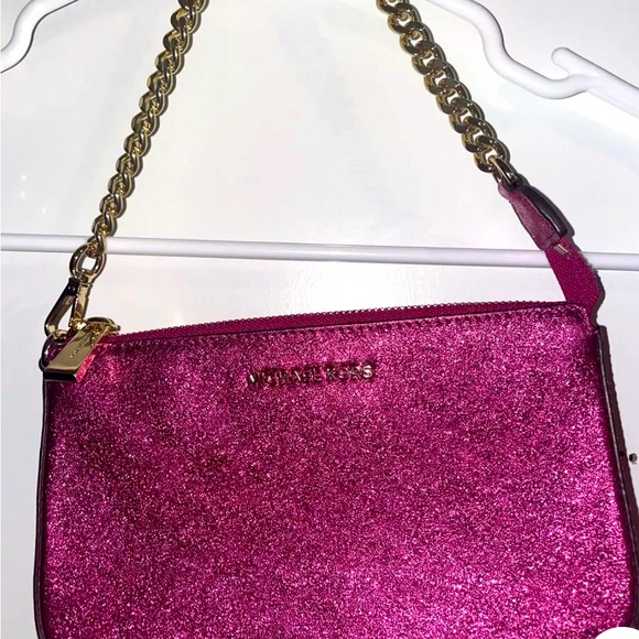 Michael Kors Jet Set Travel Metallic Hot Pink with Gold Chain Pochette - Picture 1 of 5